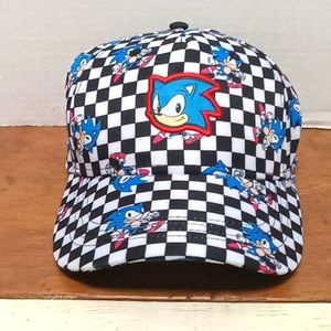 Sonic the hedgehog hat Sega